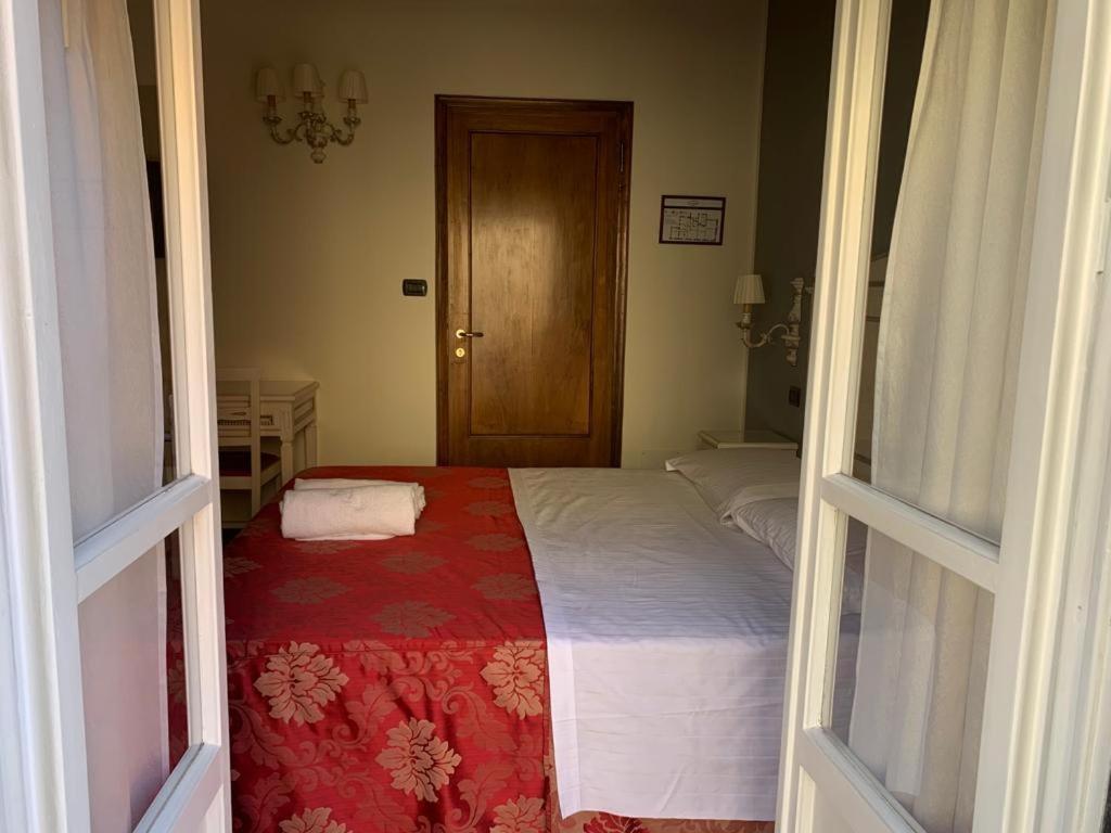Hotel Notti Sull'Adige Verona Exterior foto